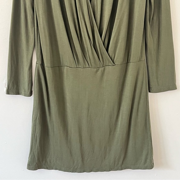 Haute Hippie Green Faux Wrap / Open Back Long Sleeve Stretch Dress - Picture 8 of 16